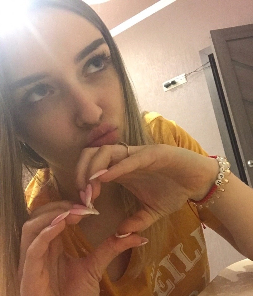 Алекса привлекальеная девушка из Изобильный цена от 3000 руб