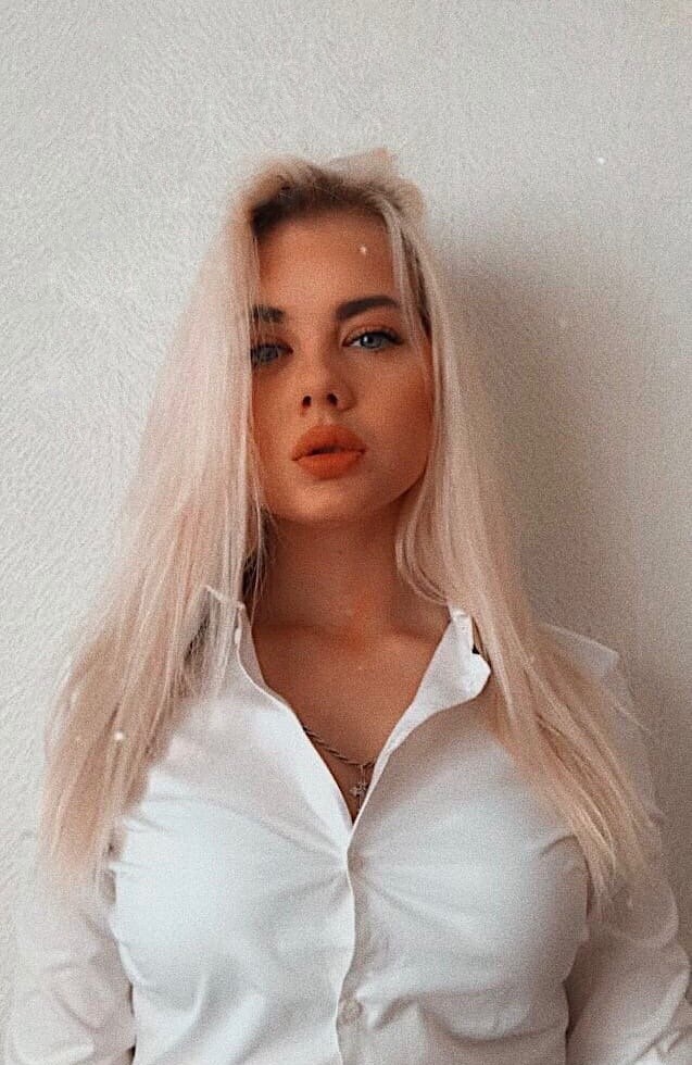 Алена привлекальеная девушка из Изобильный цена от 3500 руб