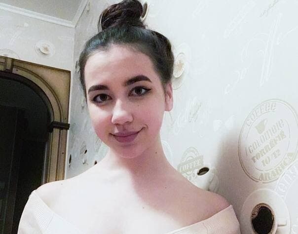 Ульяна привлекальеная девушка из Изобильный цена от 3000 руб