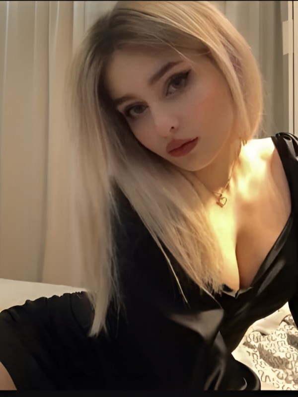 Ирина привлекательная девушка из Изобильный цена от 2000 руб