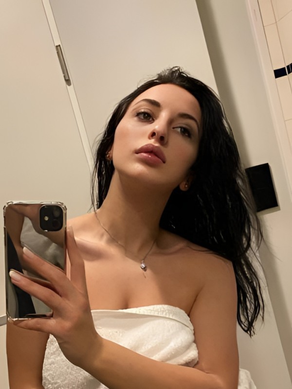 Олечка фото 2