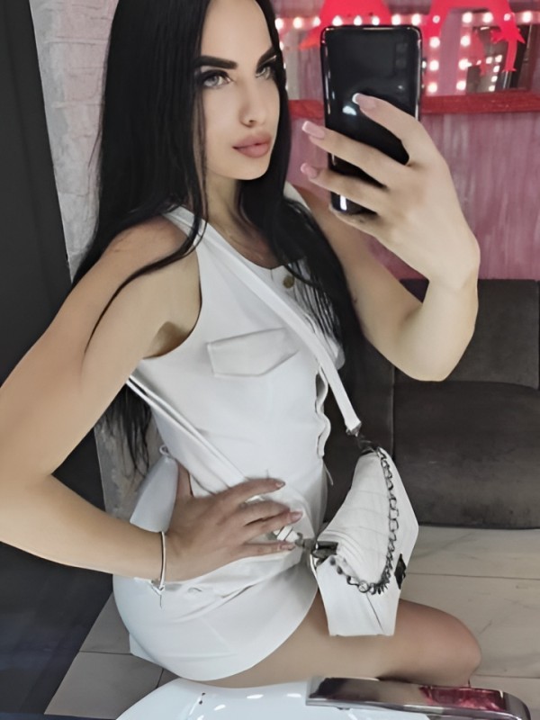 Юлия привлекательная девушка из Изобильный цена от 1500 руб