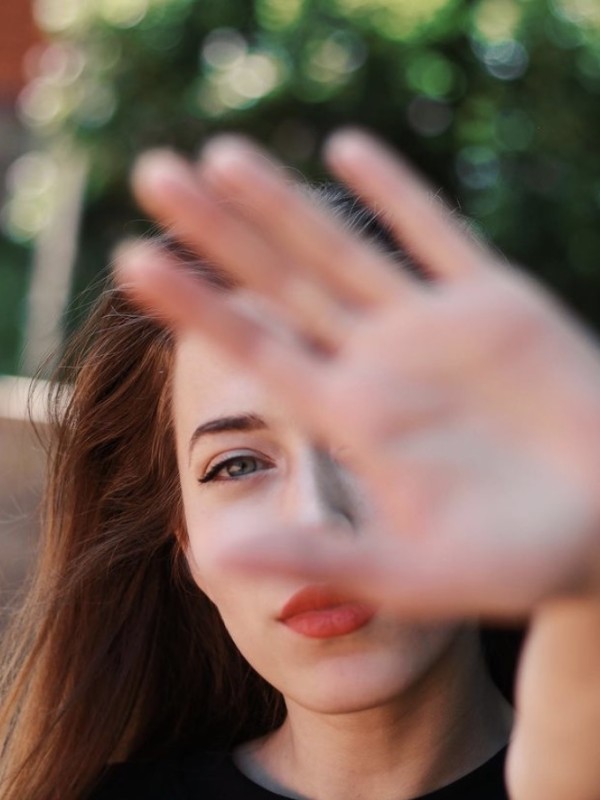 🎥 Люда привлекательная девушка из Изобильный цена от 6000 руб